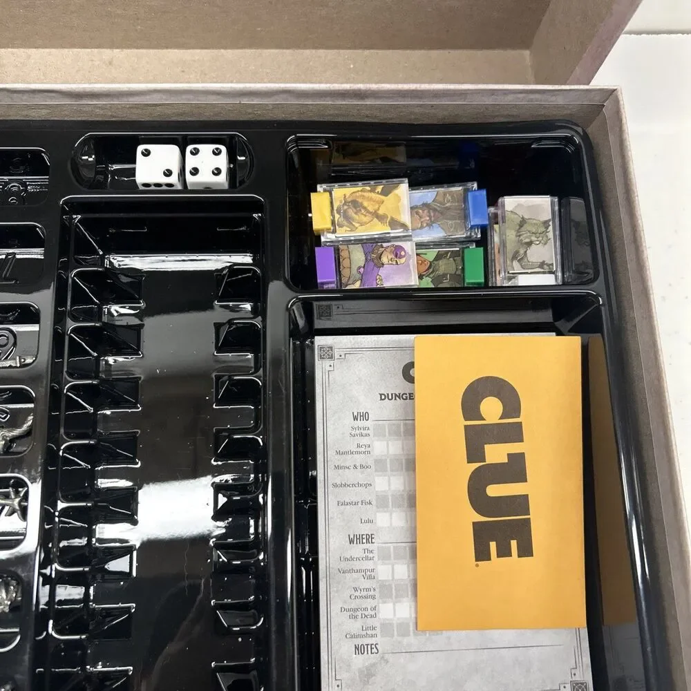 Dungeons & Dragons Clue Board Game‎ Complete D&D Hasbro 2019 Complete